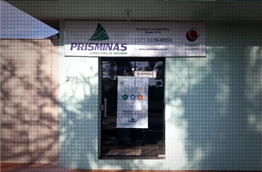 Prisminas - Papagaios